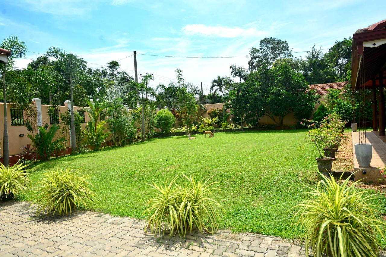 Robi Garden Villa Negombo Eksteriør billede